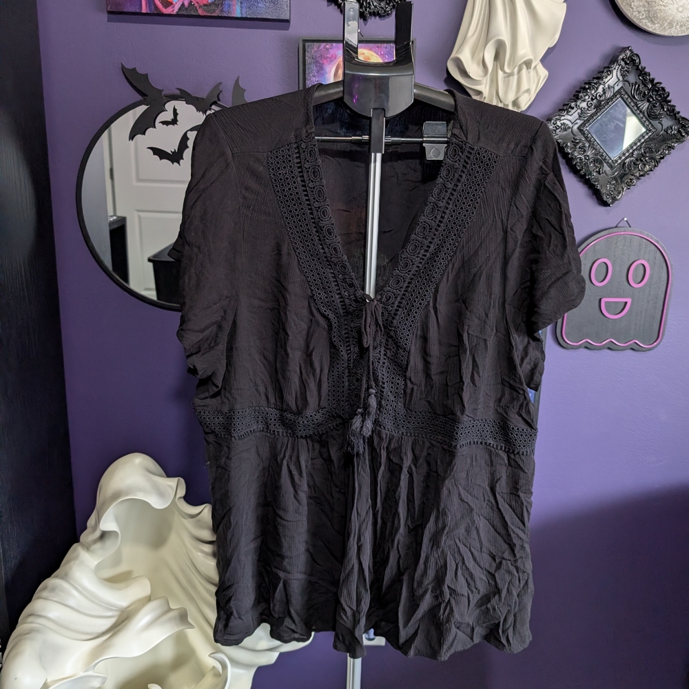 Torrid Elegant Black Crochet Blouse